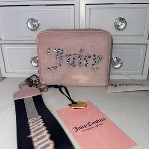 NWT Juicy Couture Exclusive Blush Pink Wallet with Silver Accents